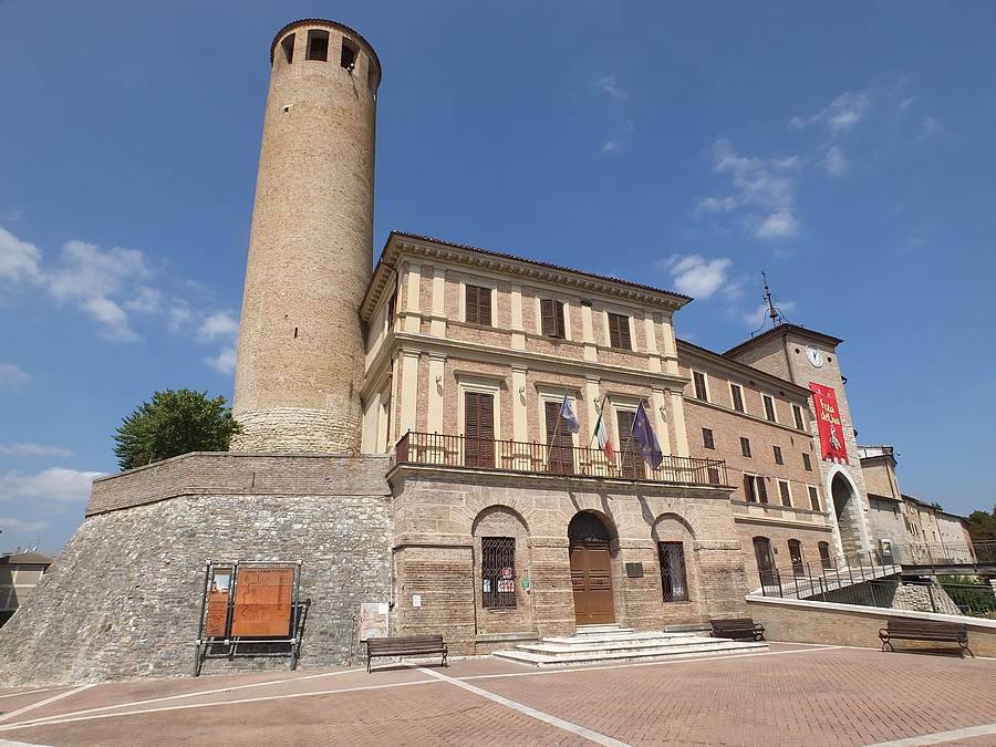 Miglioramento sismico del Municipio di Cerreto d’Esi: diagnosi delle vulnerabilità e consolidamento delle murature storiche con sistema CRM